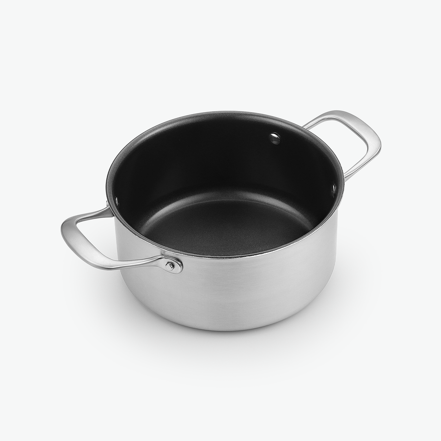 Gryta i 3-Ply keramisk, 3 l, sedd snett framifrån