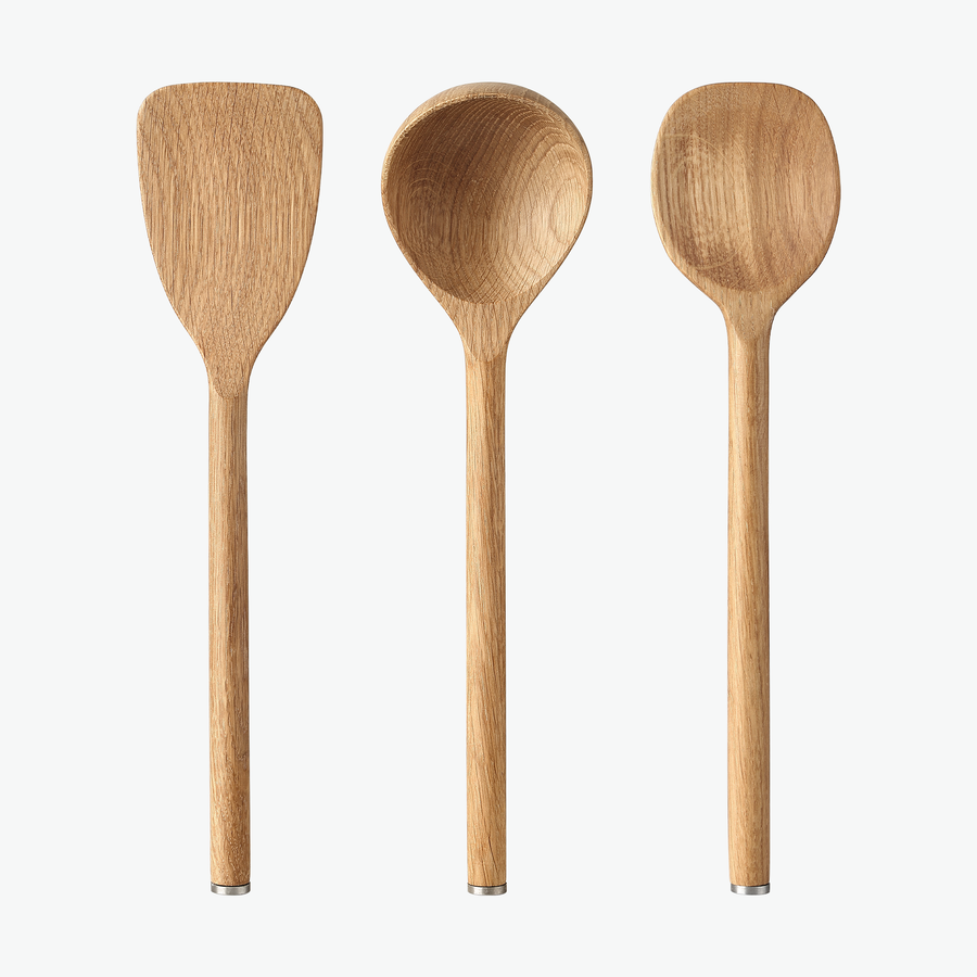 Trio-setet i ek med stekspade, soppslev och träslev, sett ovanifrån
