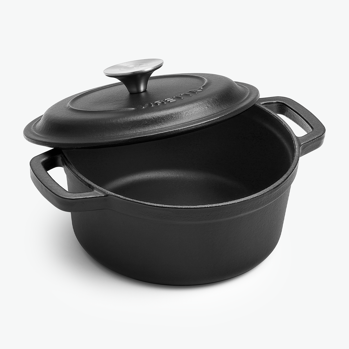 Emaljerad gjutjärnsgryta Ø20 cm i skiffersvart med locket på glänt och mattsvart emalj invändigt