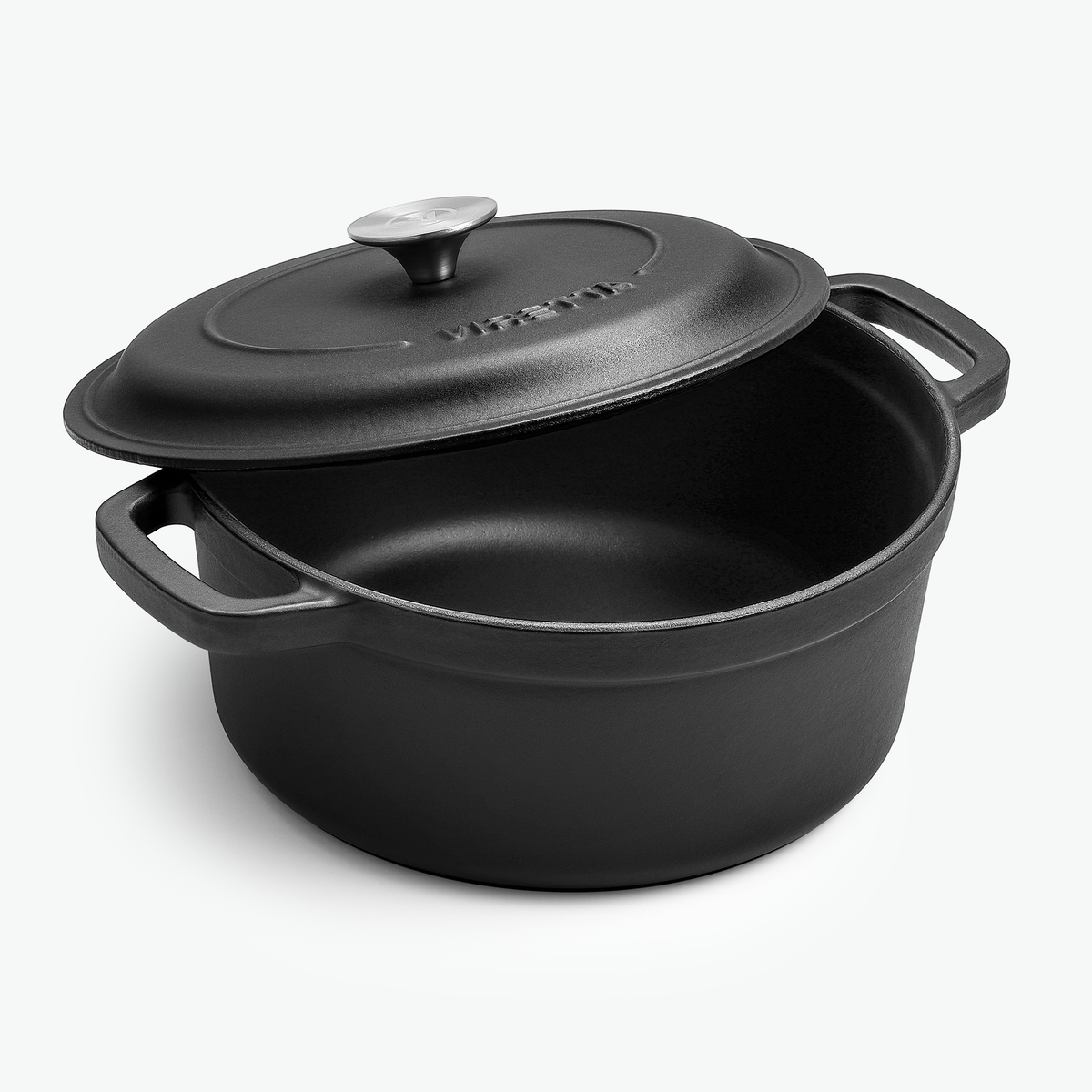Emaljerad gjutjärnsgryta Ø26 cm i skiffersvart med locket på glänt och mattsvart emalj invändigt