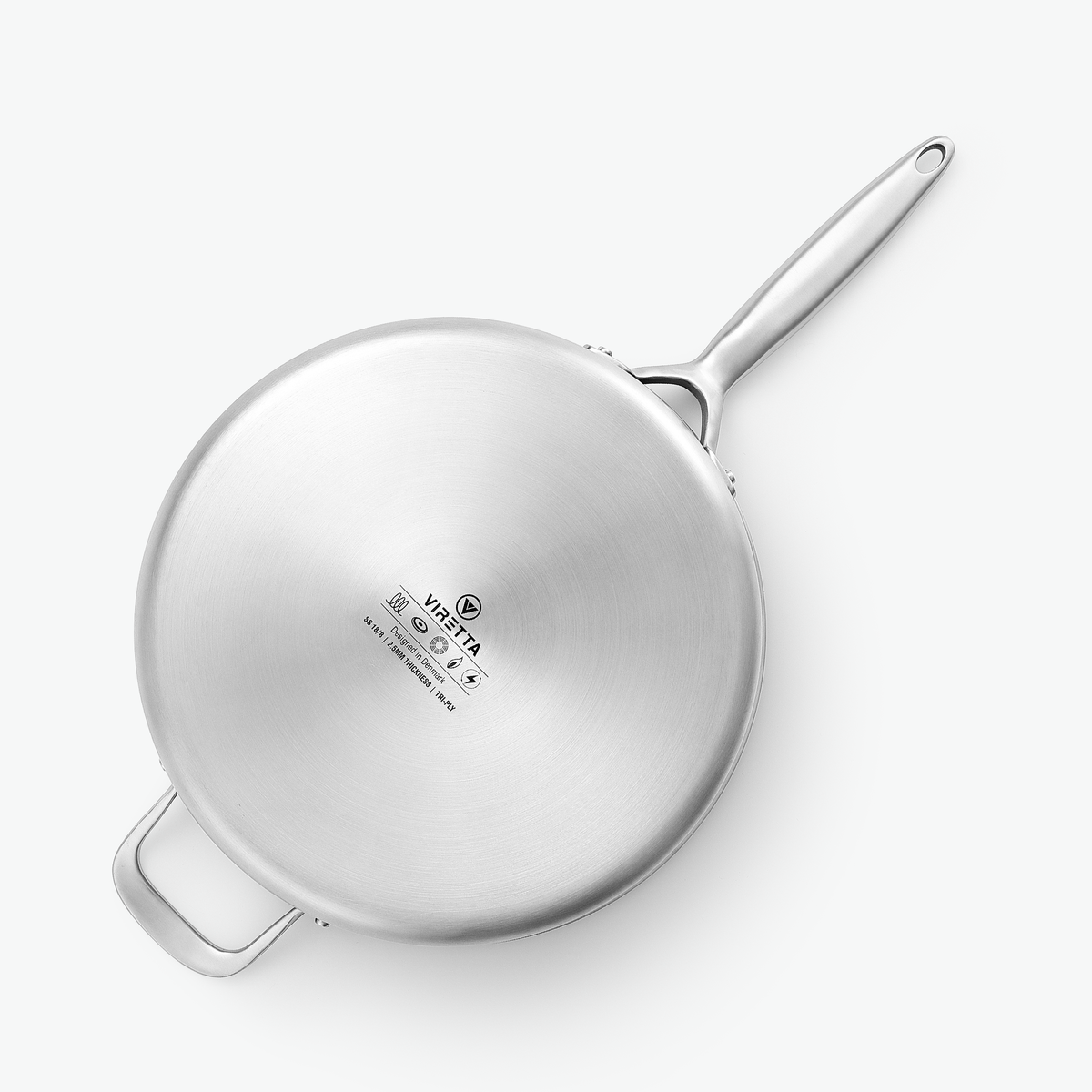 Botten på sautépanna i 3-Ply rostfritt stål, sedd underifrån